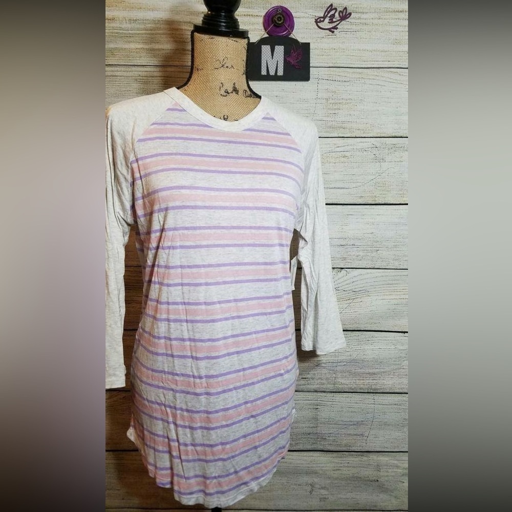 LuLaRoe Randy T Shirt Raglan Stripes Pink Purple Medium